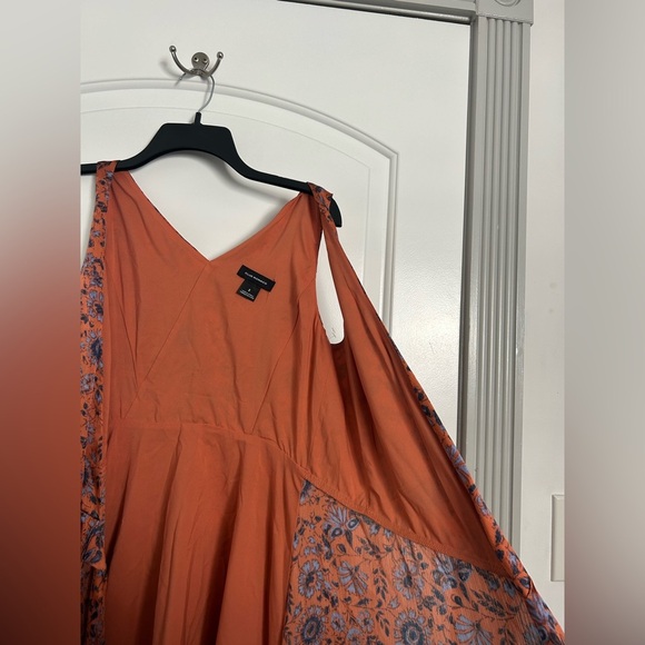 Club Monaco Floral Printed Wrap Dress size 2 boho feminine lightweight summer - Picture 11 of 12